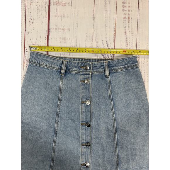 H&M Divided Women's Front Full Button Jean Denim Skirt Size 4 (Waist 28') - Picture 5 of 5